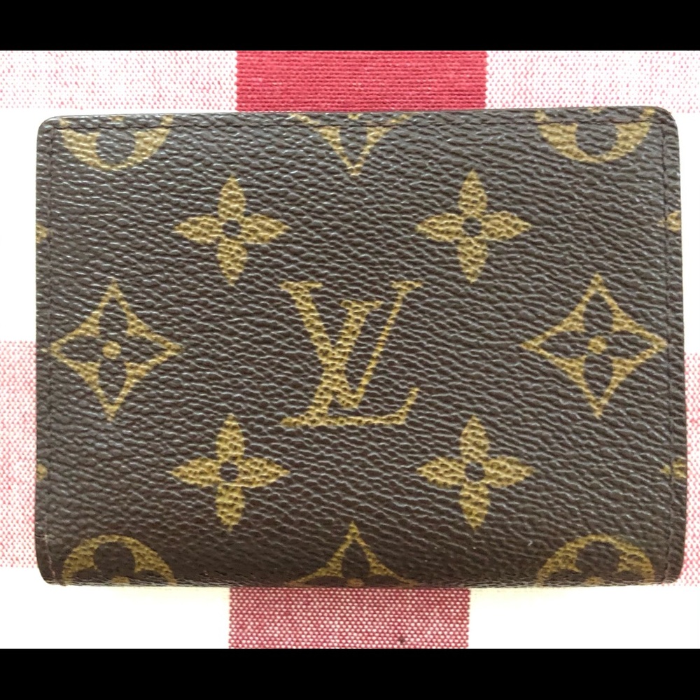 LOUIS VUITTON authentic compact wallet